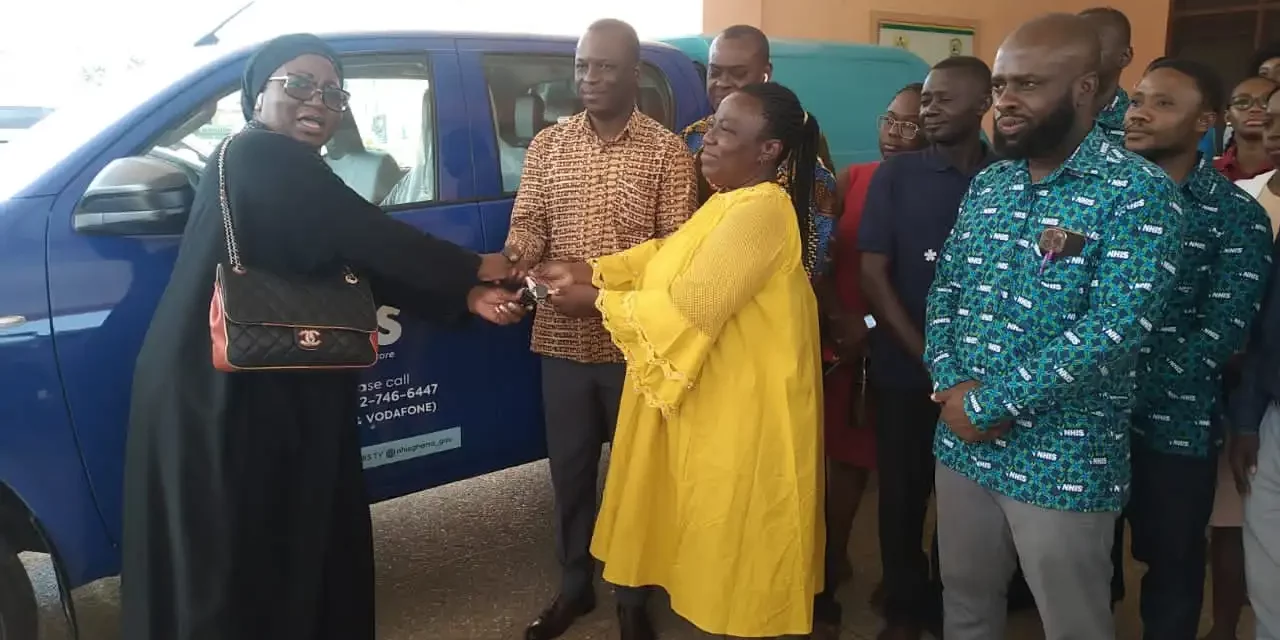Asokwa MP Presents Toyota Hilux Vehicle To Asokwa NHIA for Operations<span class="wtr-time-wrap after-title"><span class="wtr-time-number">2</span> min read</span>