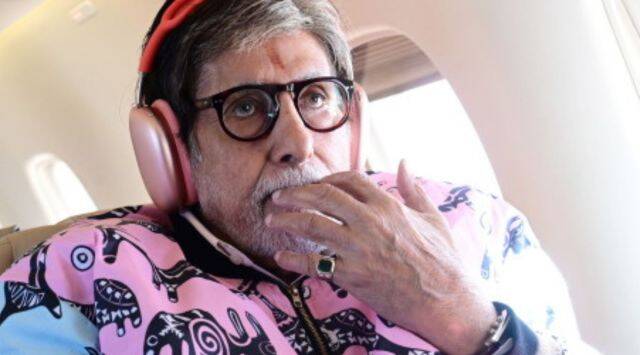 ‘Should I Fall On Your Feet Now?’: Amitabh Bachchan Asks For His Twitter Blue Tick In Hilarious Tweet, Says He’s Paid For It<span class="wtr-time-wrap after-title"><span class="wtr-time-number">1</span> min read</span>