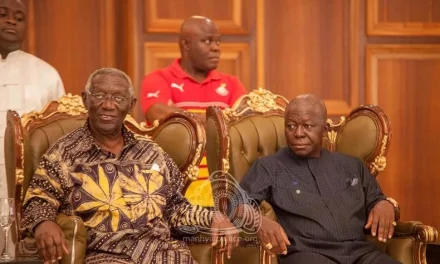 (HOT AUDIO) Otumfuo Praises Ex-President Kufuor For His Love For Ghana