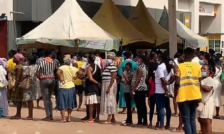 Crowds Besiege NIA Centres For Ghana Card As Deadline For SIM Registration Expires Today