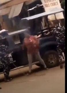  Video Of Two Policemen Flogging A Woman Emerges <span class="wtr-time-wrap after-title"><span class="wtr-time-number">1</span> min read</span>