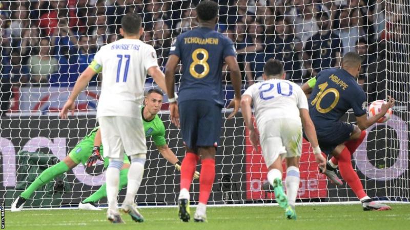 Mbappe Scores As France Maintain Perfect Record<span class="wtr-time-wrap after-title"><span class="wtr-time-number">1</span> min read</span>