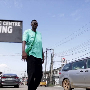 Nigerian Tallest Man, Afeez Agoro Dies At 48<span class="wtr-time-wrap after-title"><span class="wtr-time-number">1</span> min read</span>