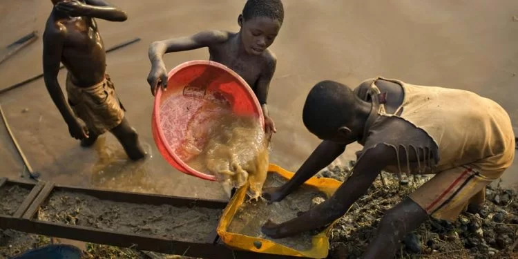World Day Against Child Labour: CHRAJ Calls For Review Of Social Protection Policies In Ghana<span class="wtr-time-wrap after-title"><span class="wtr-time-number">2</span> min read</span>
