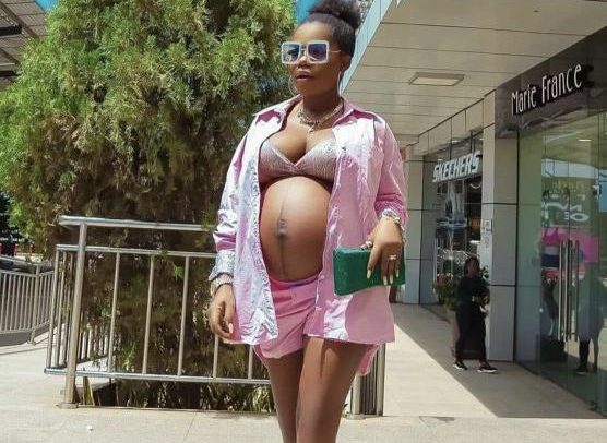 Mzbel Reveals Heavy Pregnancy<span class="wtr-time-wrap after-title"><span class="wtr-time-number">1</span> min read</span>