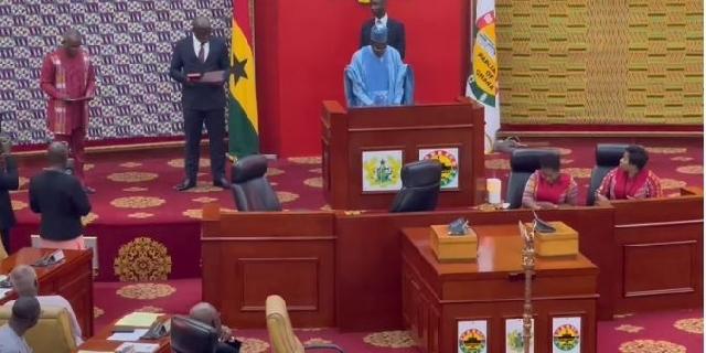 Ernest Yaw Anim Sworn In As Kumawu MP<span class="wtr-time-wrap after-title"><span class="wtr-time-number">1</span> min read</span>