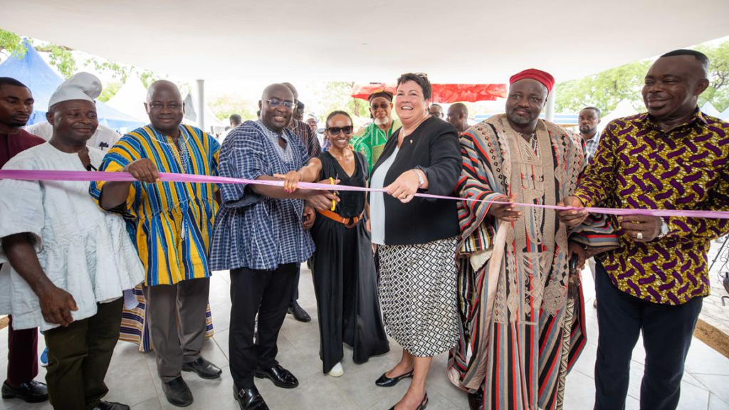 Bawumia Inaugurates House Of Chiefs Building<span class="wtr-time-wrap after-title"><span class="wtr-time-number">3</span> min read</span>
