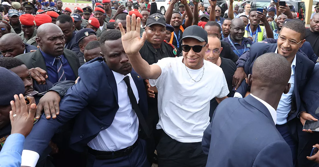 Cameroon: Mbappé Welcomed By Crowds In Yaoundé<span class="wtr-time-wrap after-title"><span class="wtr-time-number">1</span> min read</span>