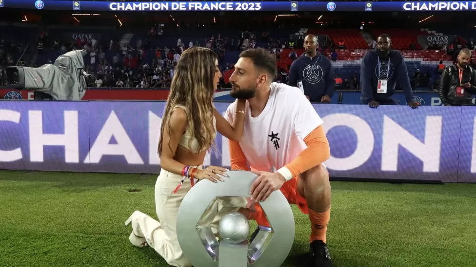 Goalkeeper Donnarumma And Partner Attacked And Robbed In Paris<span class="wtr-time-wrap after-title"><span class="wtr-time-number">2</span> min read</span>