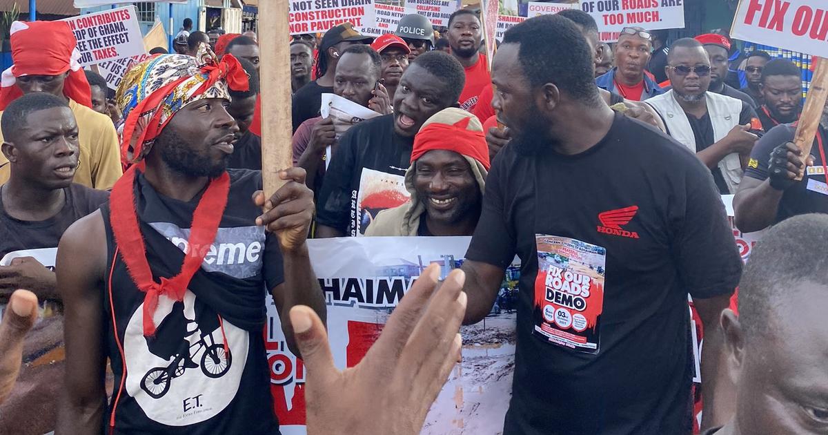 Ashaiman ‘Fix Our Roads’ Demo Turns Bloody<span class="wtr-time-wrap after-title"><span class="wtr-time-number">1</span> min read</span>