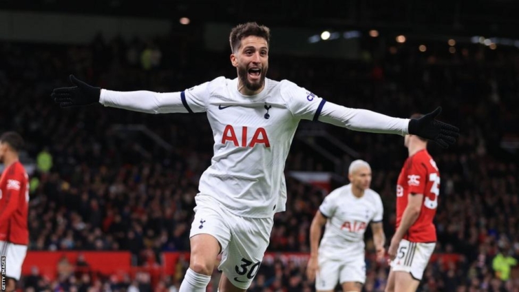 Tottenham Fight Back To Earn Draw At Manchester United<span class="wtr-time-wrap after-title"><span class="wtr-time-number">4</span> min read</span>