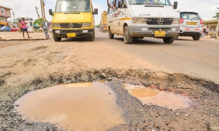 Gov’t releases GHC150 million to patch potholes across the country