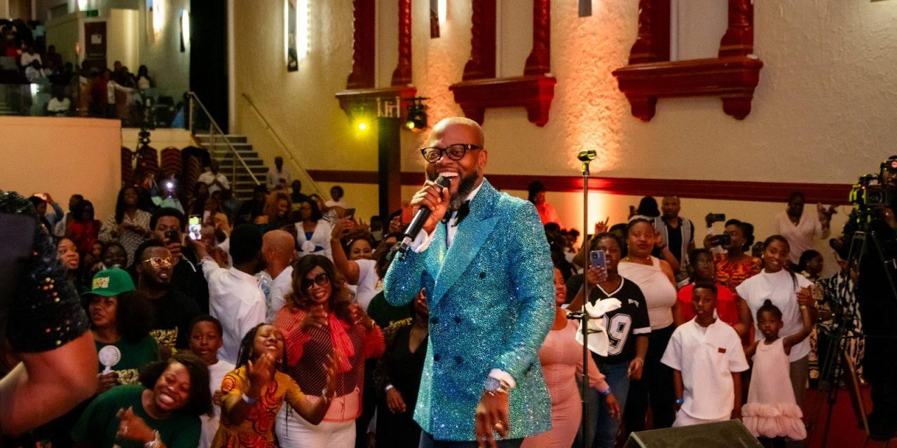 Alex Acheampong Holds Patrons Of Emmanuel Praise ’24 With Spellbound Performances.<span class="wtr-time-wrap after-title"><span class="wtr-time-number">1</span> min read</span>