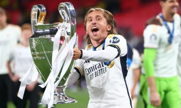 Modric Signs One-Year Extension With Real Madrid