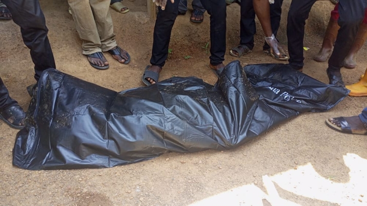 Man Beheaded At Bole; Body Parts Missing In Suspected Ritual Murder<span class="wtr-time-wrap after-title"><span class="wtr-time-number">1</span> min read</span>