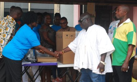 Akwamuhene Donates GH¢300,000 Lab Equipment to Akyem Awisa Clinic