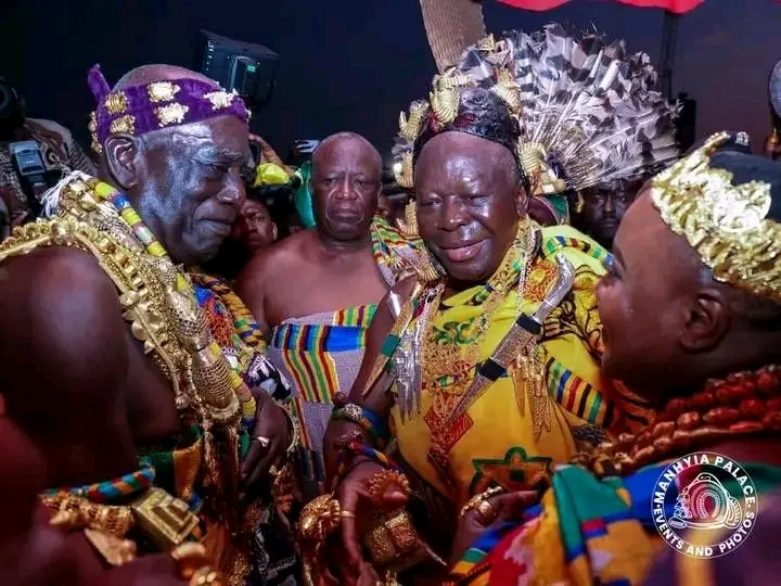 Oguaamanhene Lauds Otumfuo as a ‘Genuine Friend’ with a Vision for Development<span class="wtr-time-wrap after-title"><span class="wtr-time-number">1</span> min read</span>